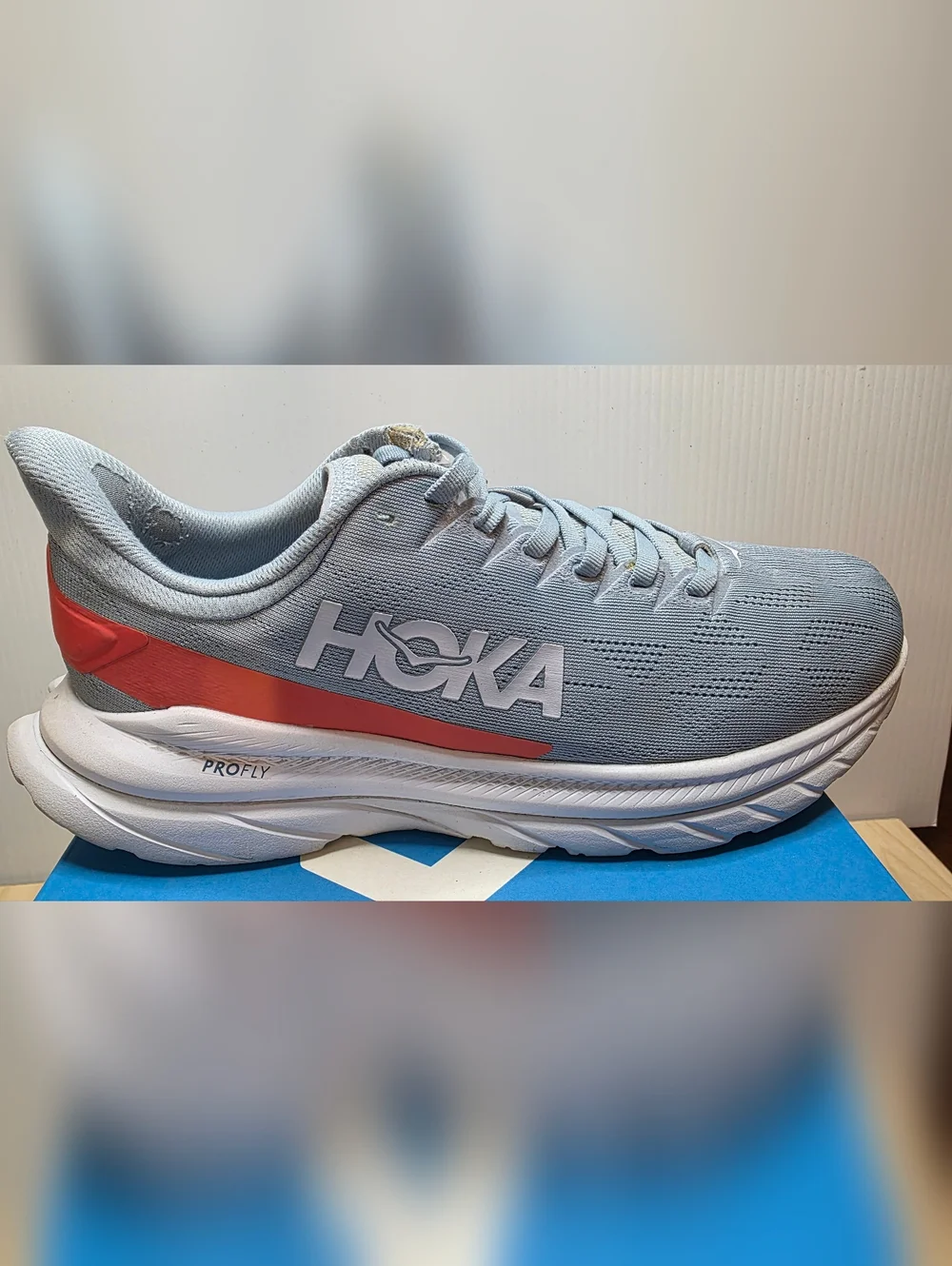 Hoka One One Mach 4 Light Blue Women Athletic Running Shoes W9.5B Original Box - Picture 2 of 14